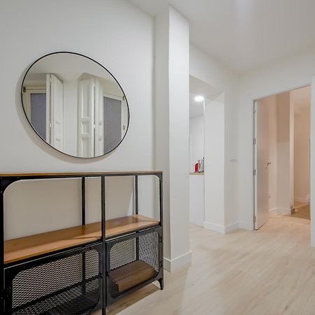 Cozy&New Apartment Para 6Pax En La Plaza De Tirso - Madrid E1 Kültér fotó