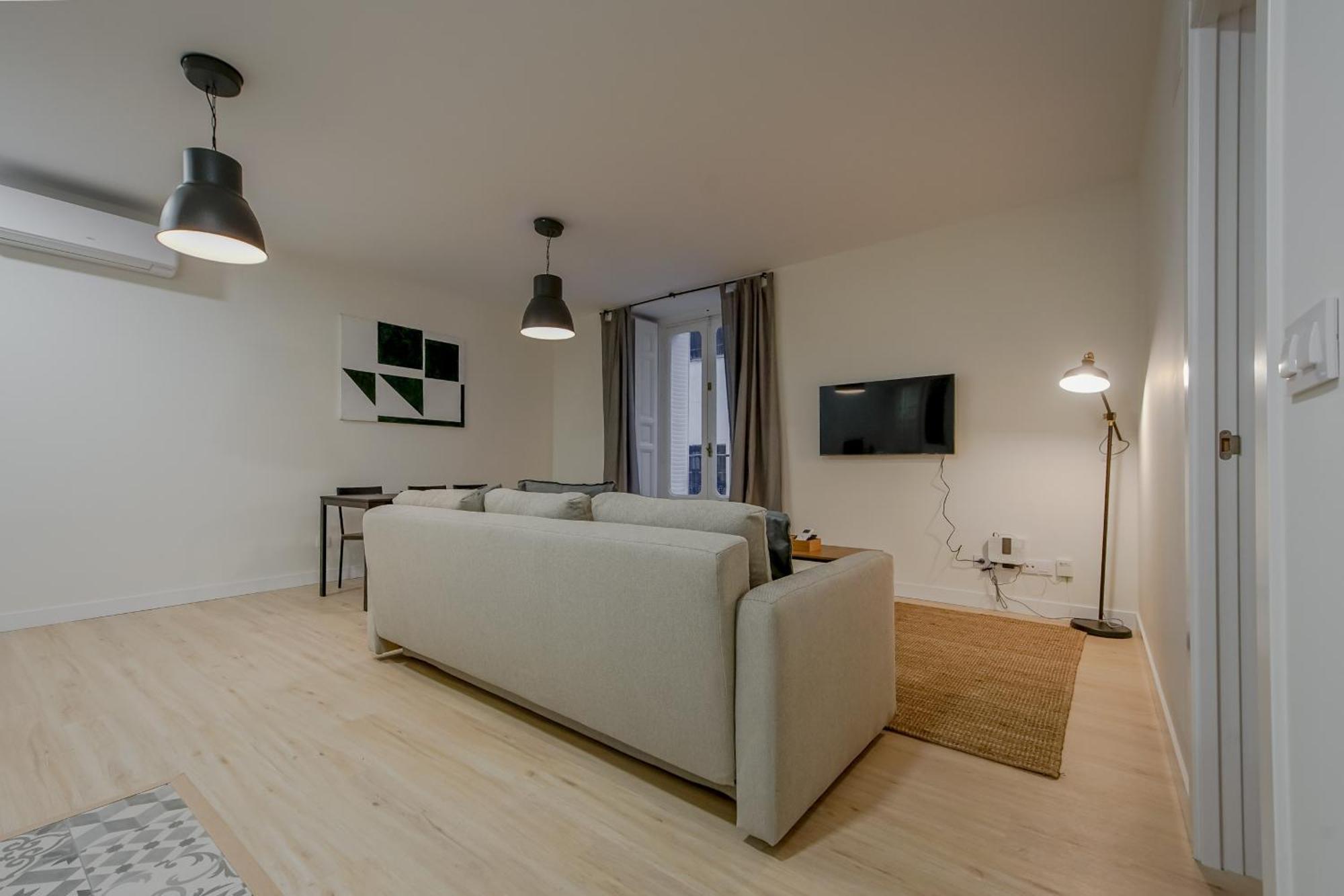 Cozy&New Apartment Para 6Pax En La Plaza De Tirso - Madrid E1 Kültér fotó